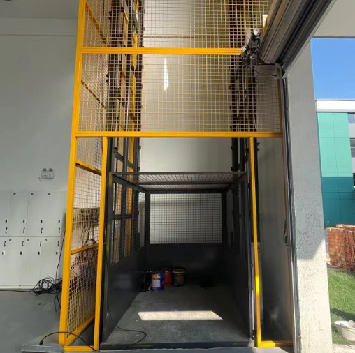 朔州导轨式升降机助力物流园破解运输难题